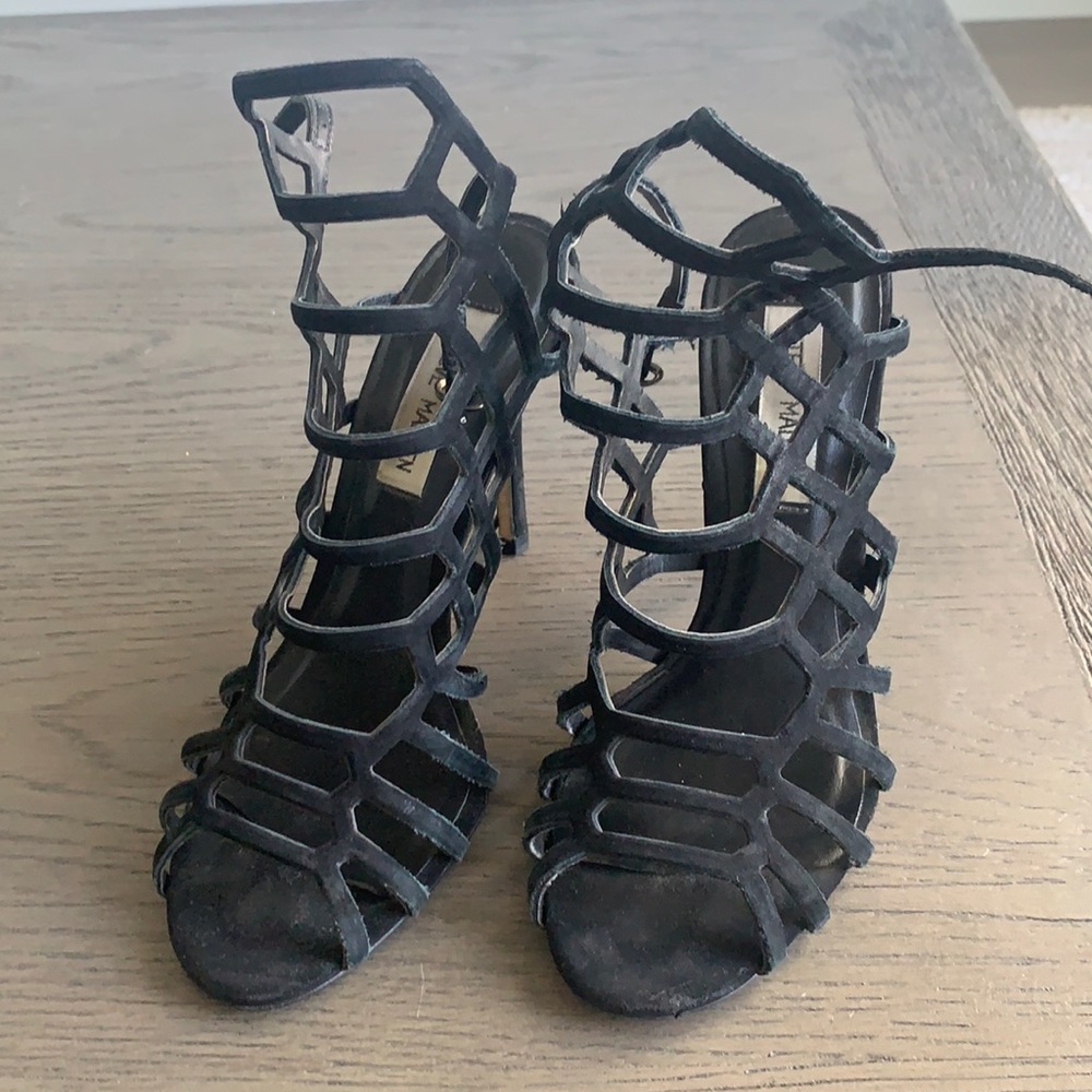 Black Steve Madden Heels (7.5)